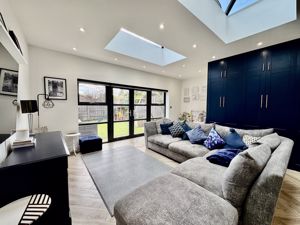 Photo 10- click for photo gallery